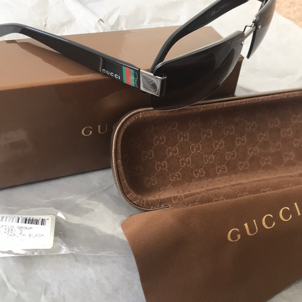 Gucci GG Sunglasses 🕶